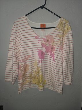 hearts of palm Pink & Yellow Striped Floral V-Neck Top